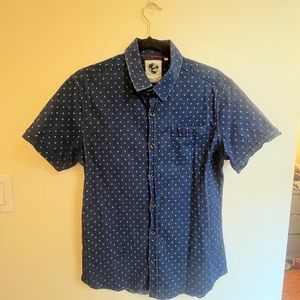 Medium Short Sleeve Casual Button Down
